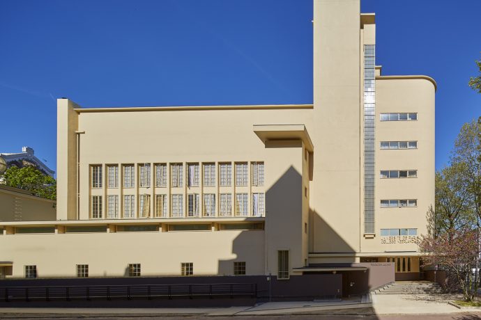 La façade du collège néerlandais. © Paul Raftery / CiuP