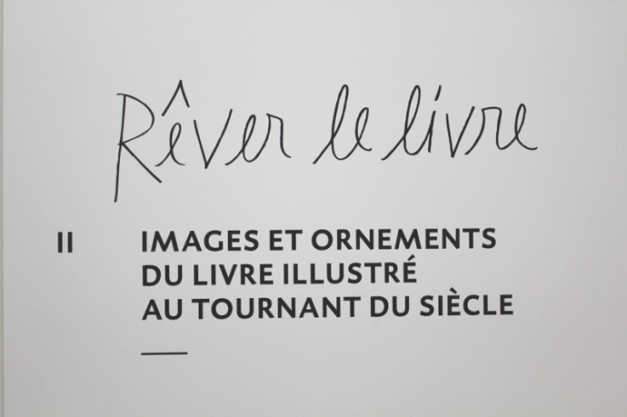 L'esthétique du livre illustré au tournant du XIXe et du XXe siècle est présentée dans toute sa diversité.