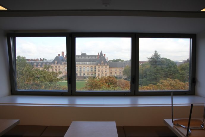 Vue depuis l’une des cuisines collectives de la Maison de l'Ile-de-France à la CiuP.