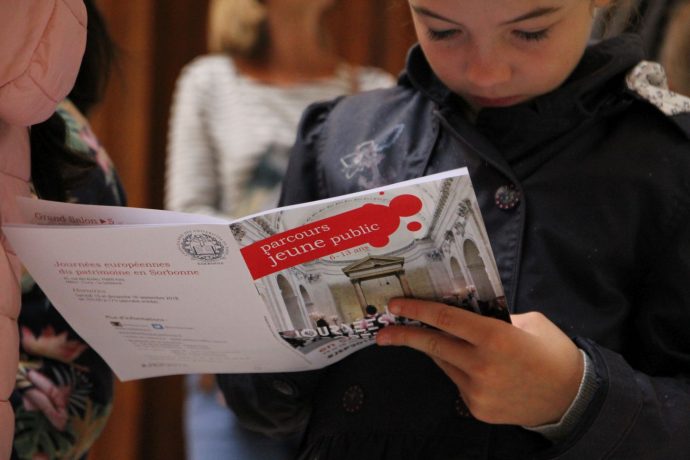 Le parcours jeune public, créé dans un esprit ludique, a emporté l’adhésion des jeunes curieux.