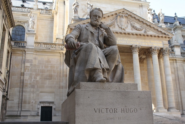 Statues_Pasteur&Hugo_restaurées (25)