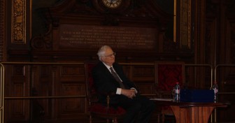 Le professeur Jean Mesnard célébré en Sorbonne