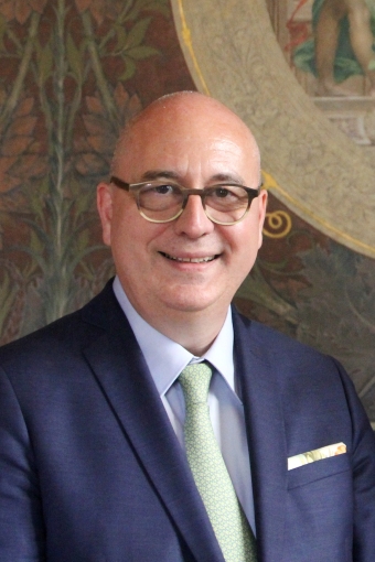 Portrait de Christophe Kerrero, recteur de la région académique Île-de-France, chancelier des universités, recteur de l’académie de Paris.