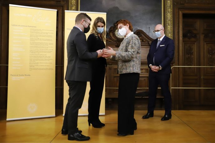 La cérémonie s’est ouverte avec la remise des prix Isoré.